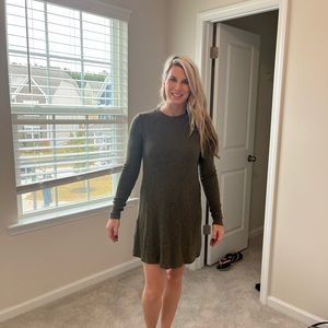Top Shop Olive Green Sweater Dress.  Size 8.